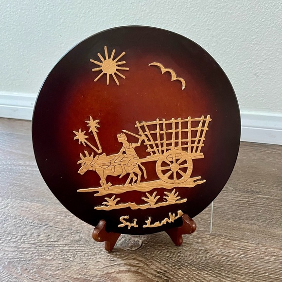Sri Lanka Decorative Plate with Carved Design - Picture 1 of 7